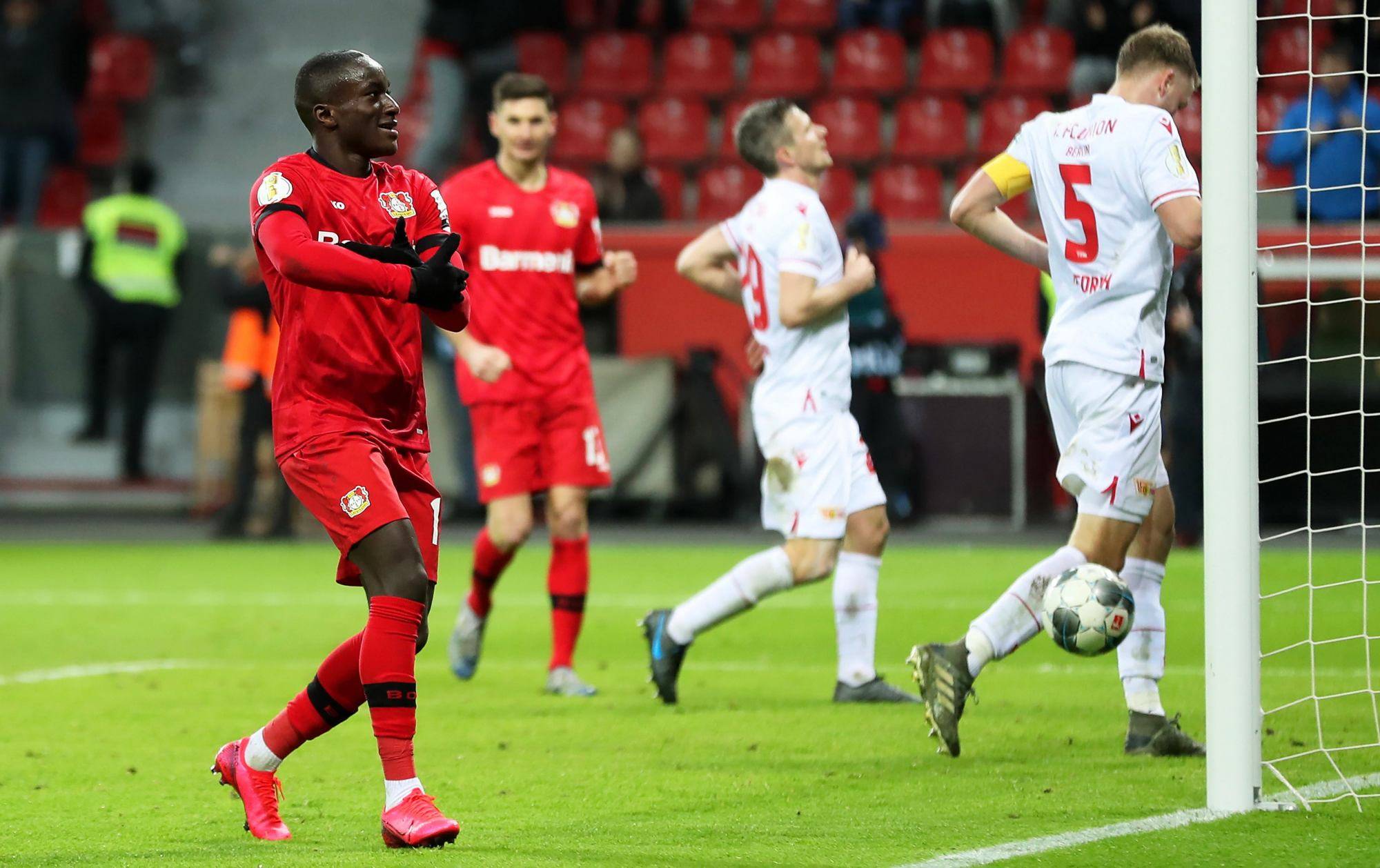 开元棋牌-塞维利亚与比利亚雷