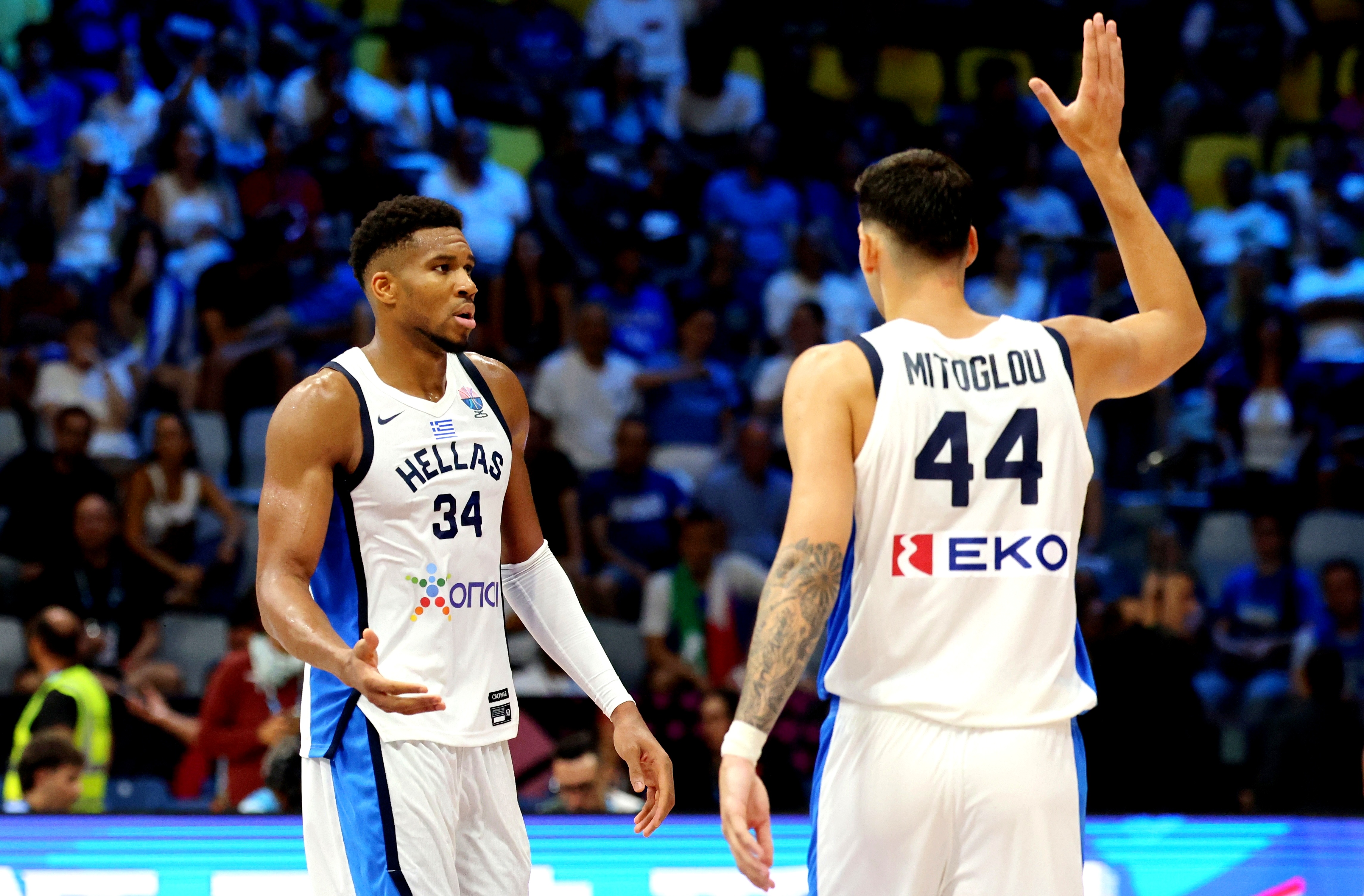 开元棋牌-汤普森单节三十七腾讯解说全场回放